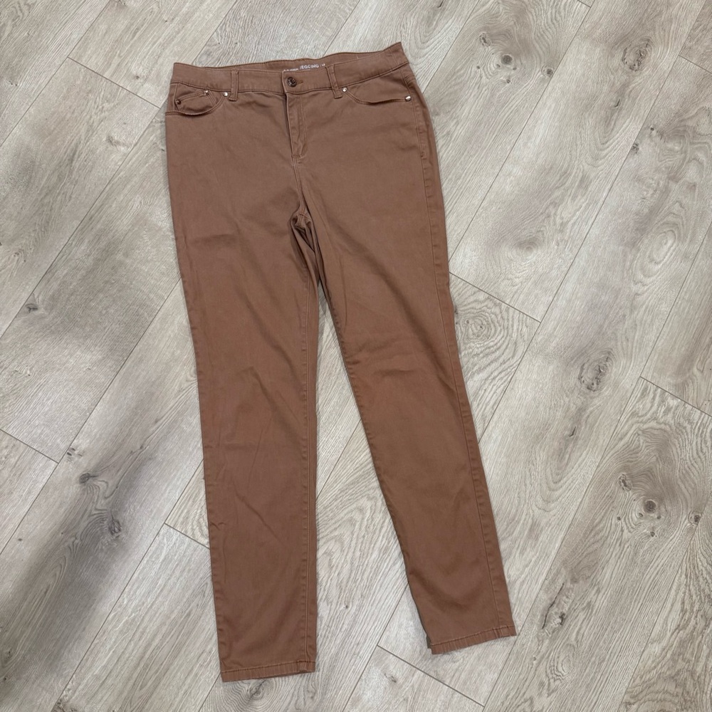 Chicos the platinum jeggings 1.5